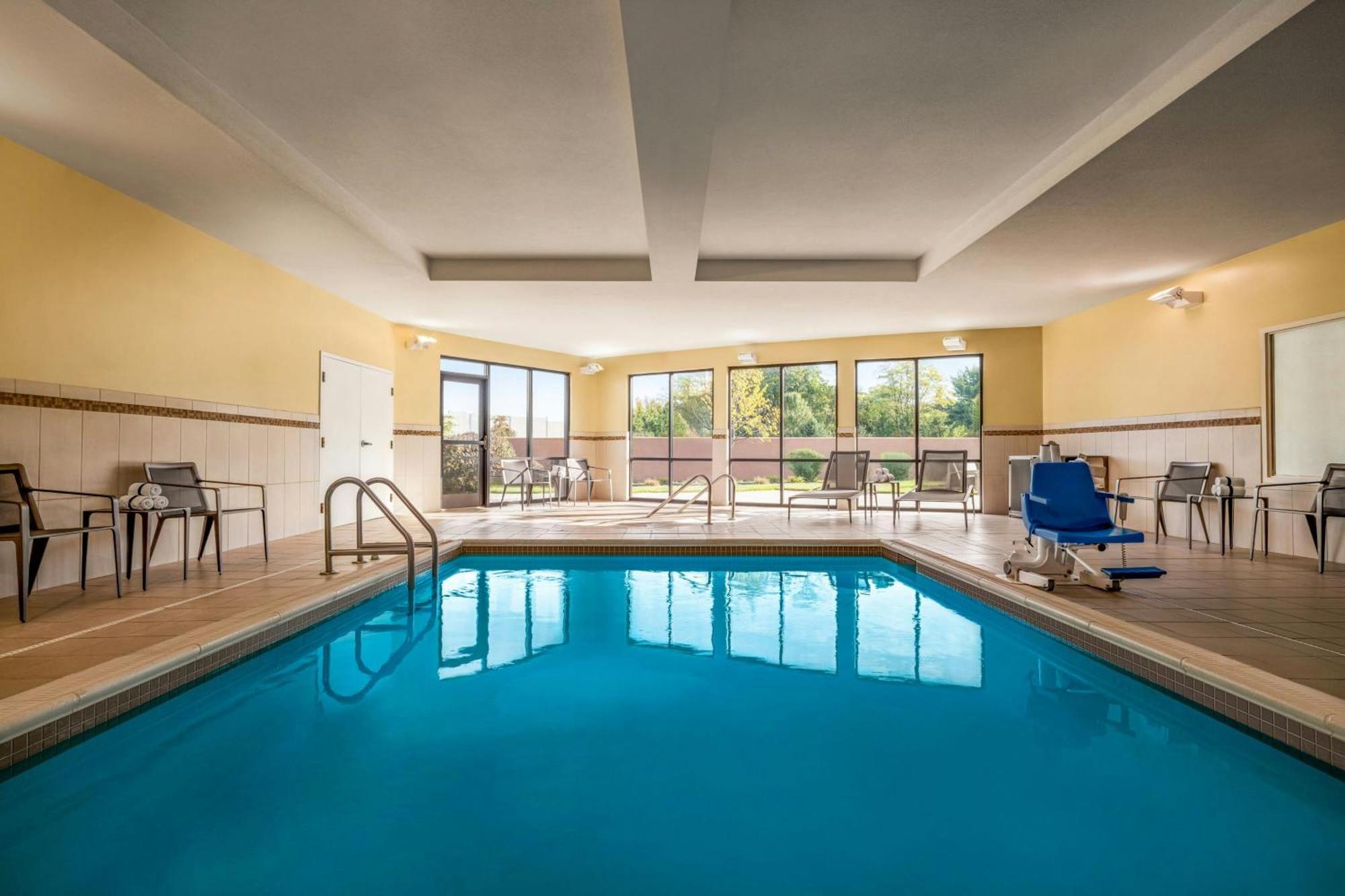 Courtyard Mt. Holly Westampton Hotel Buitenkant foto