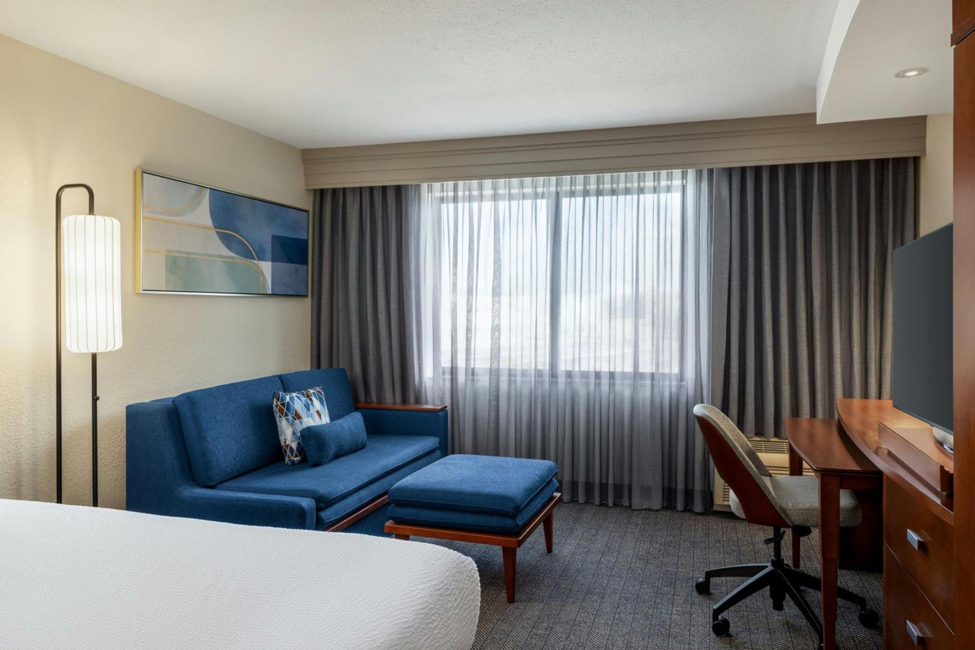 Courtyard Mt. Holly Westampton Hotel Buitenkant foto