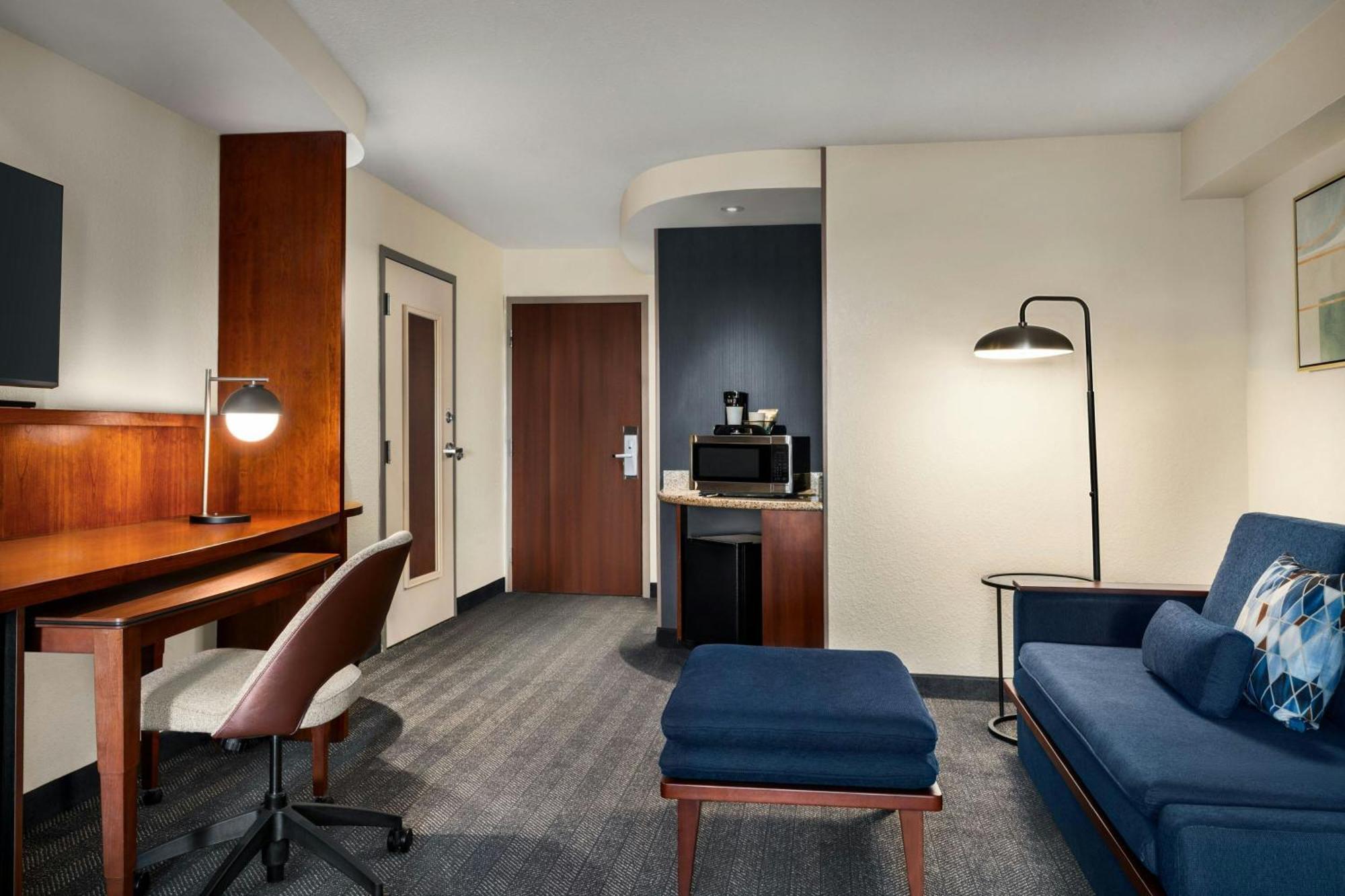 Courtyard Mt. Holly Westampton Hotel Buitenkant foto