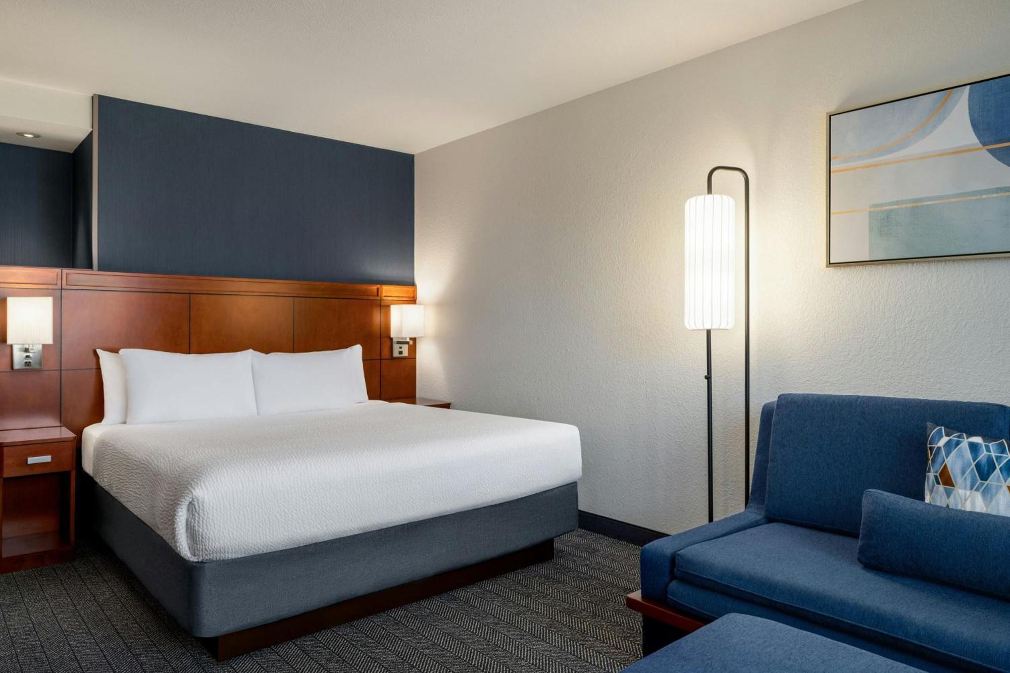 Courtyard Mt. Holly Westampton Hotel Buitenkant foto
